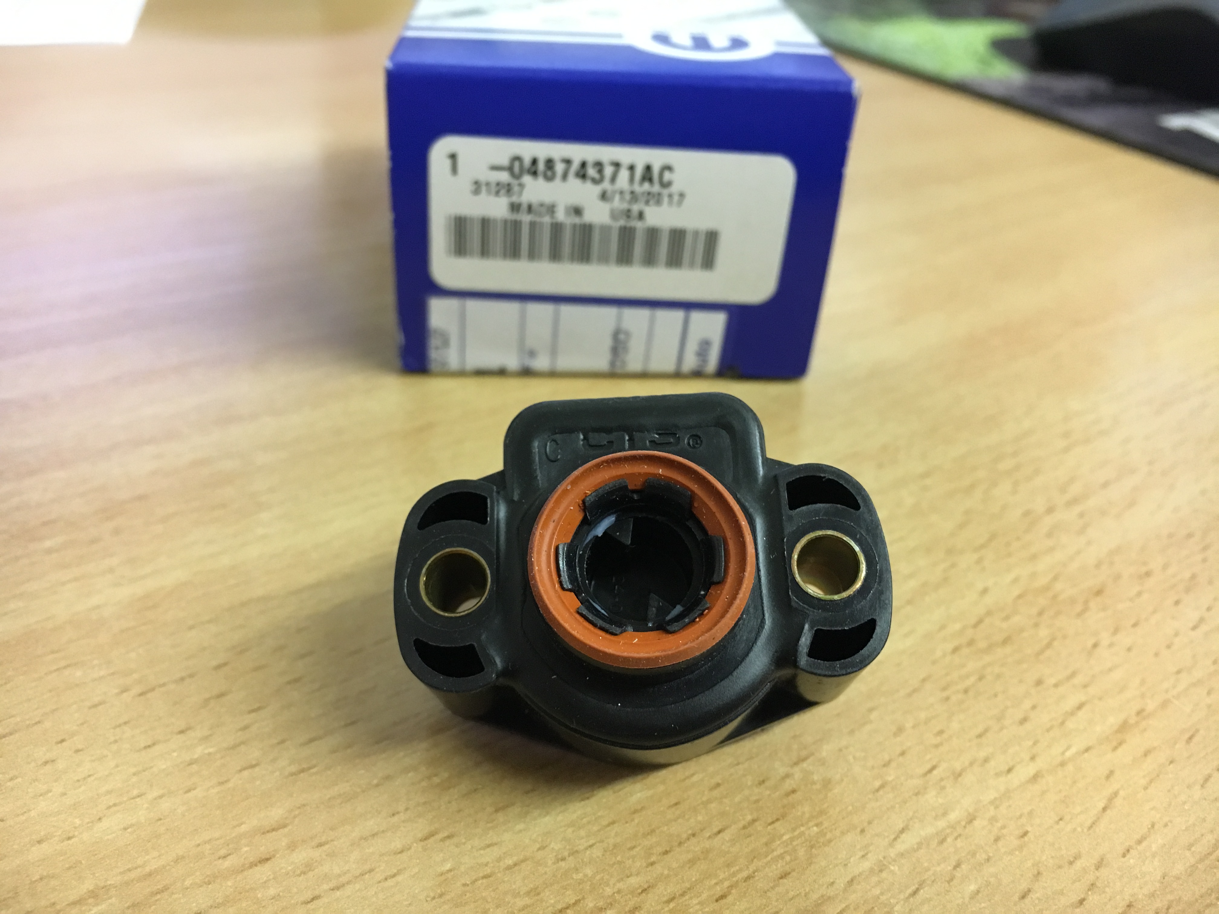 Throttle Position Sensor MOPAR (04874371AC) | Jeepey - Jeep parts, spares  and accessories
